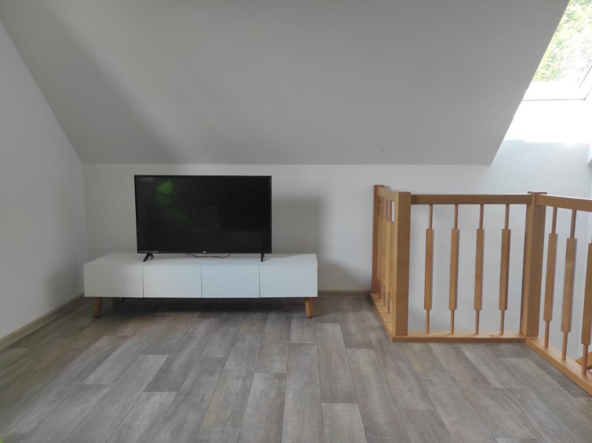 Domecek U Lesa Villa Humpolec Luaran gambar