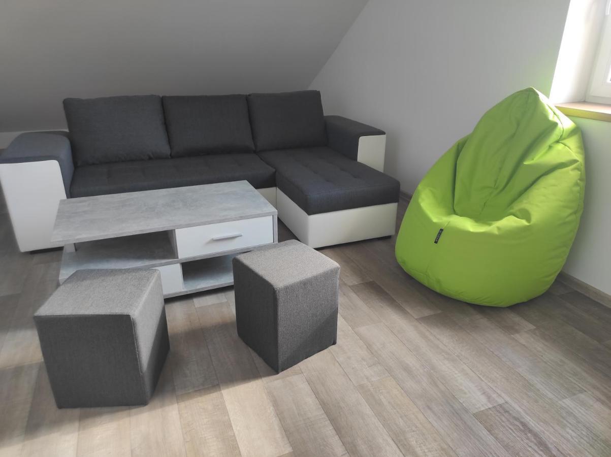 Domecek U Lesa Villa Humpolec Luaran gambar