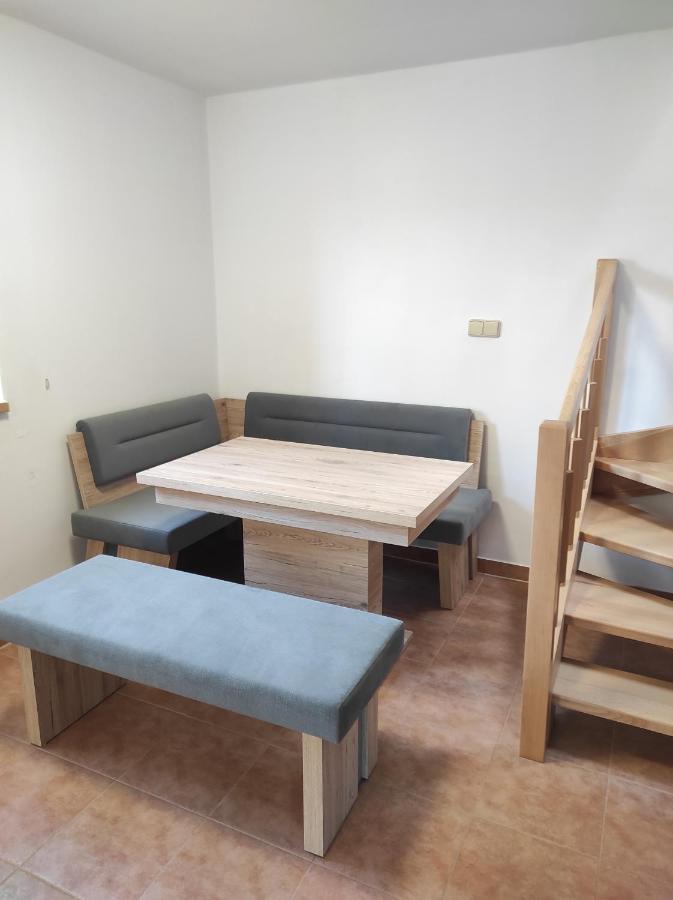 Domecek U Lesa Villa Humpolec Luaran gambar
