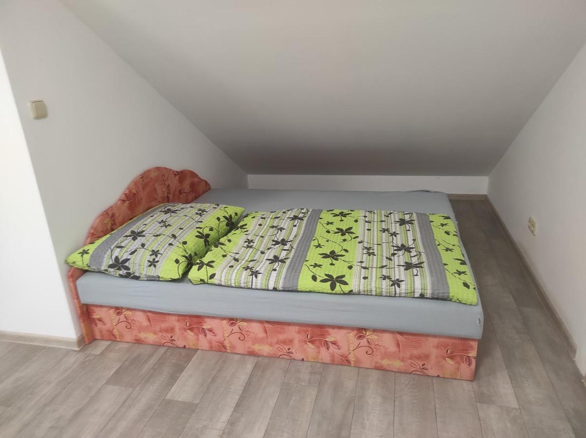 Domecek U Lesa Villa Humpolec Luaran gambar