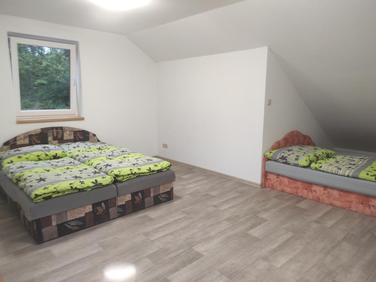 Domecek U Lesa Villa Humpolec Luaran gambar